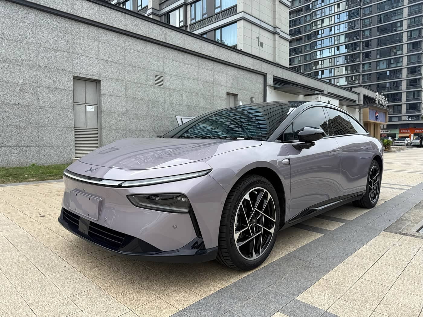 XPeng P7+