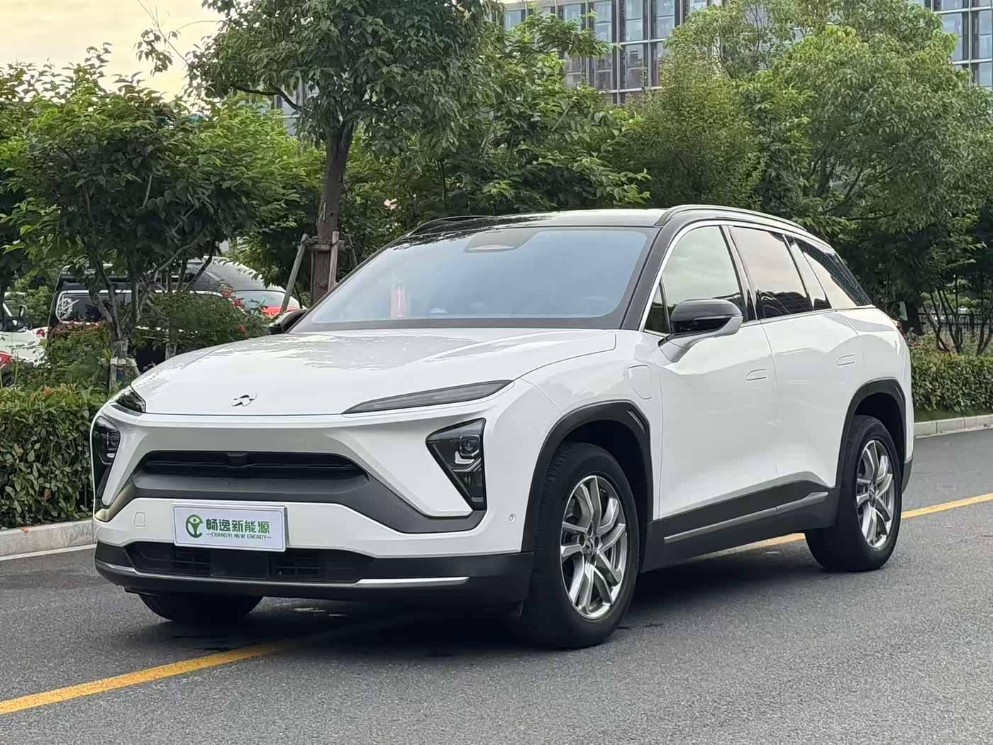 NIO ES6