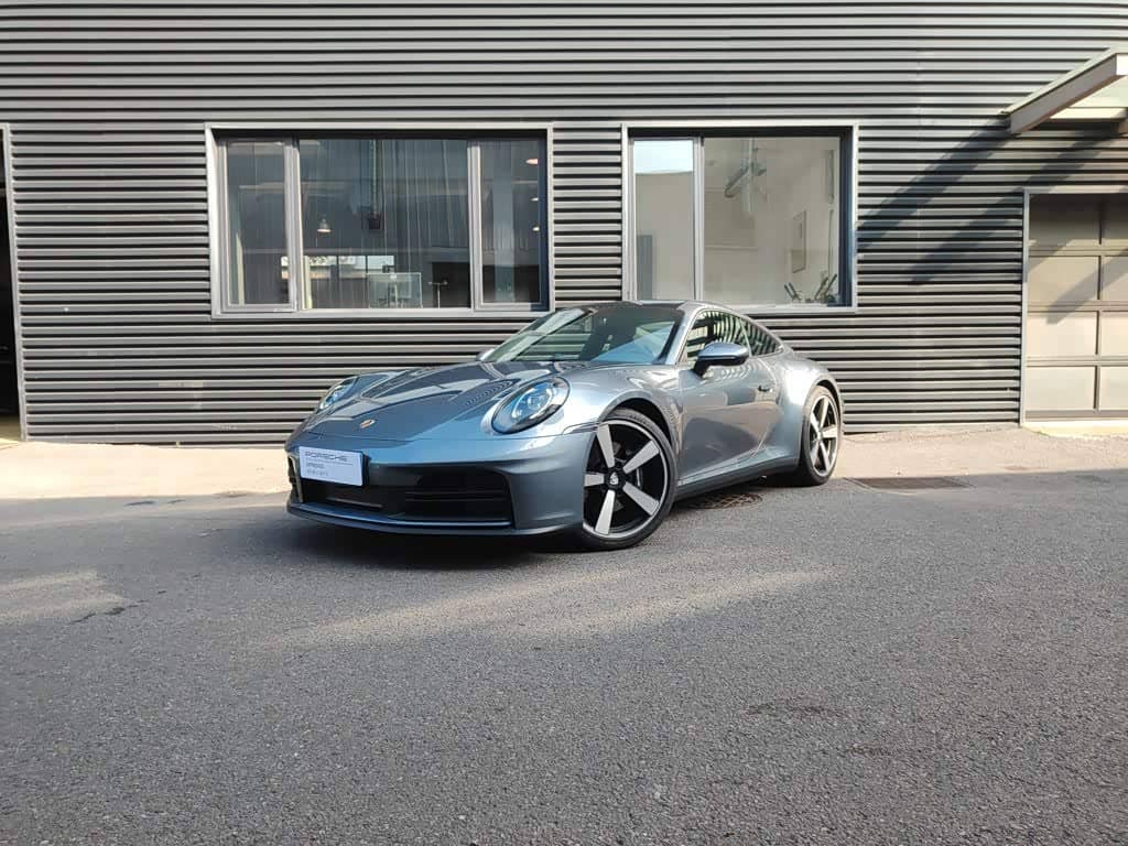 Porsche 911
