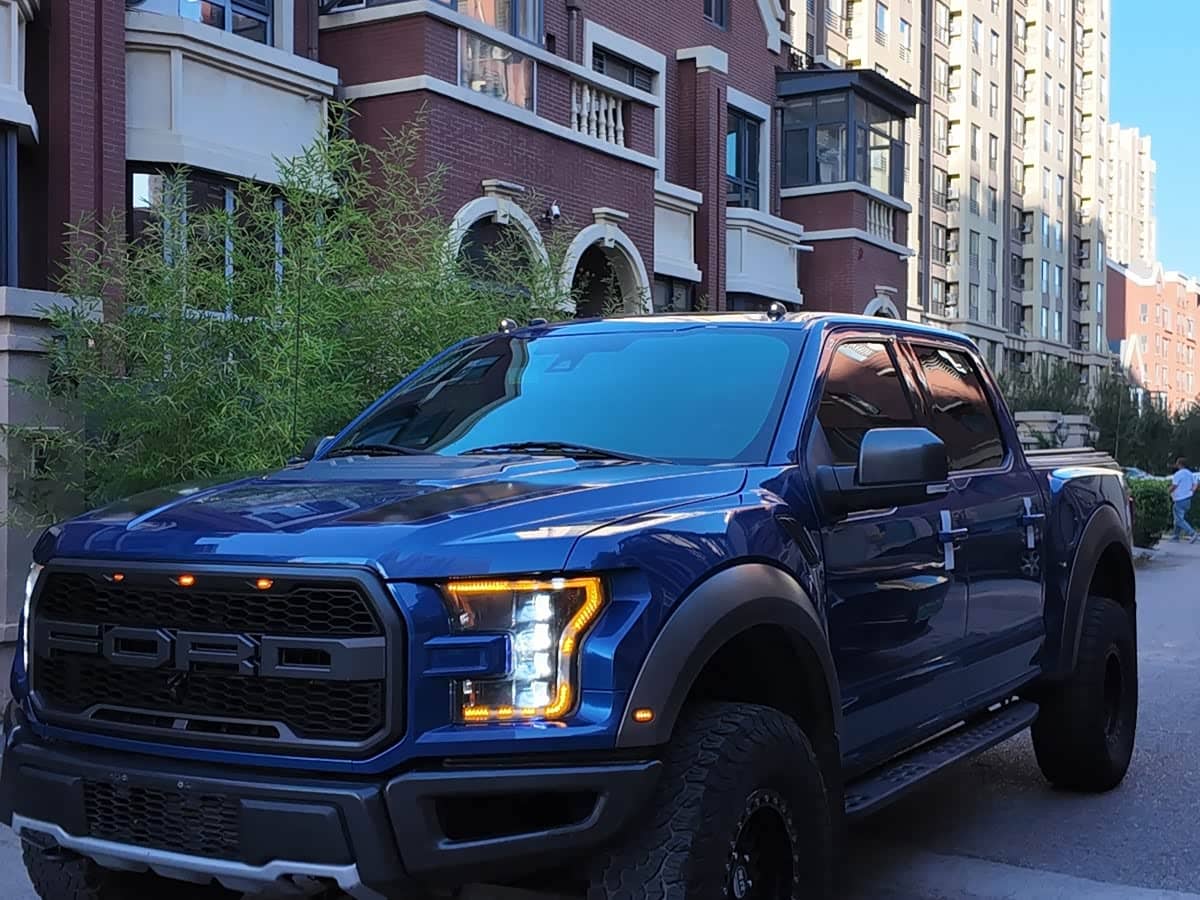 Ford F-150 Raptor
