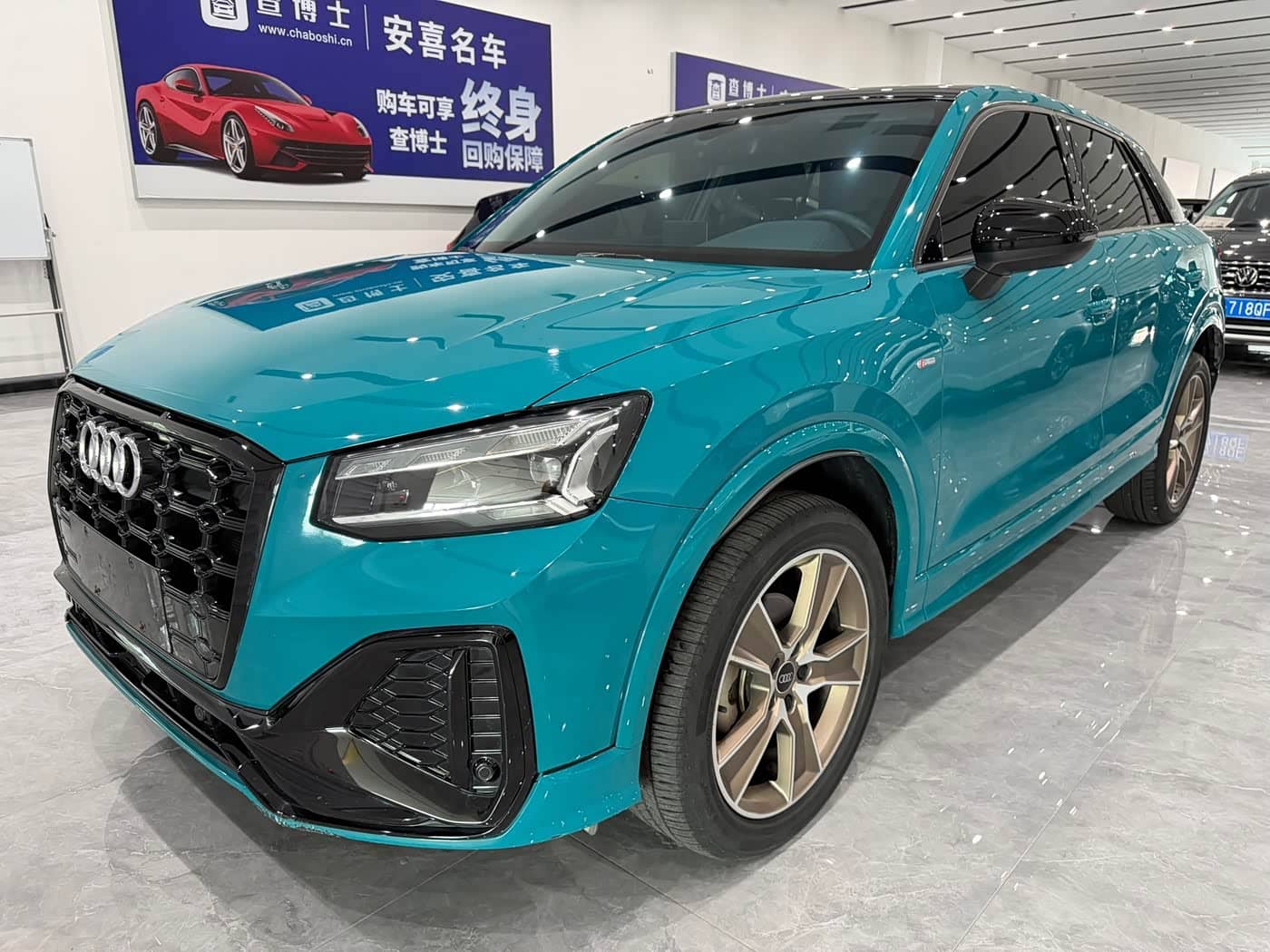 Audi Q2L
