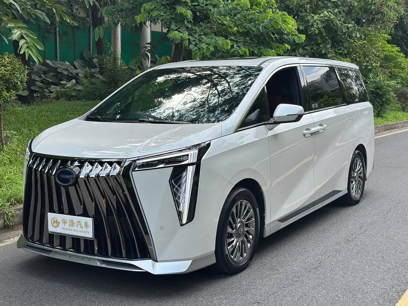 GAC Trumpchi Trumpchi M8