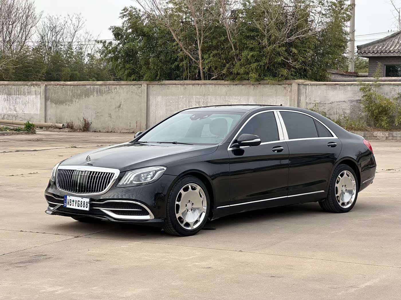 Mercedes-Benz S-Class