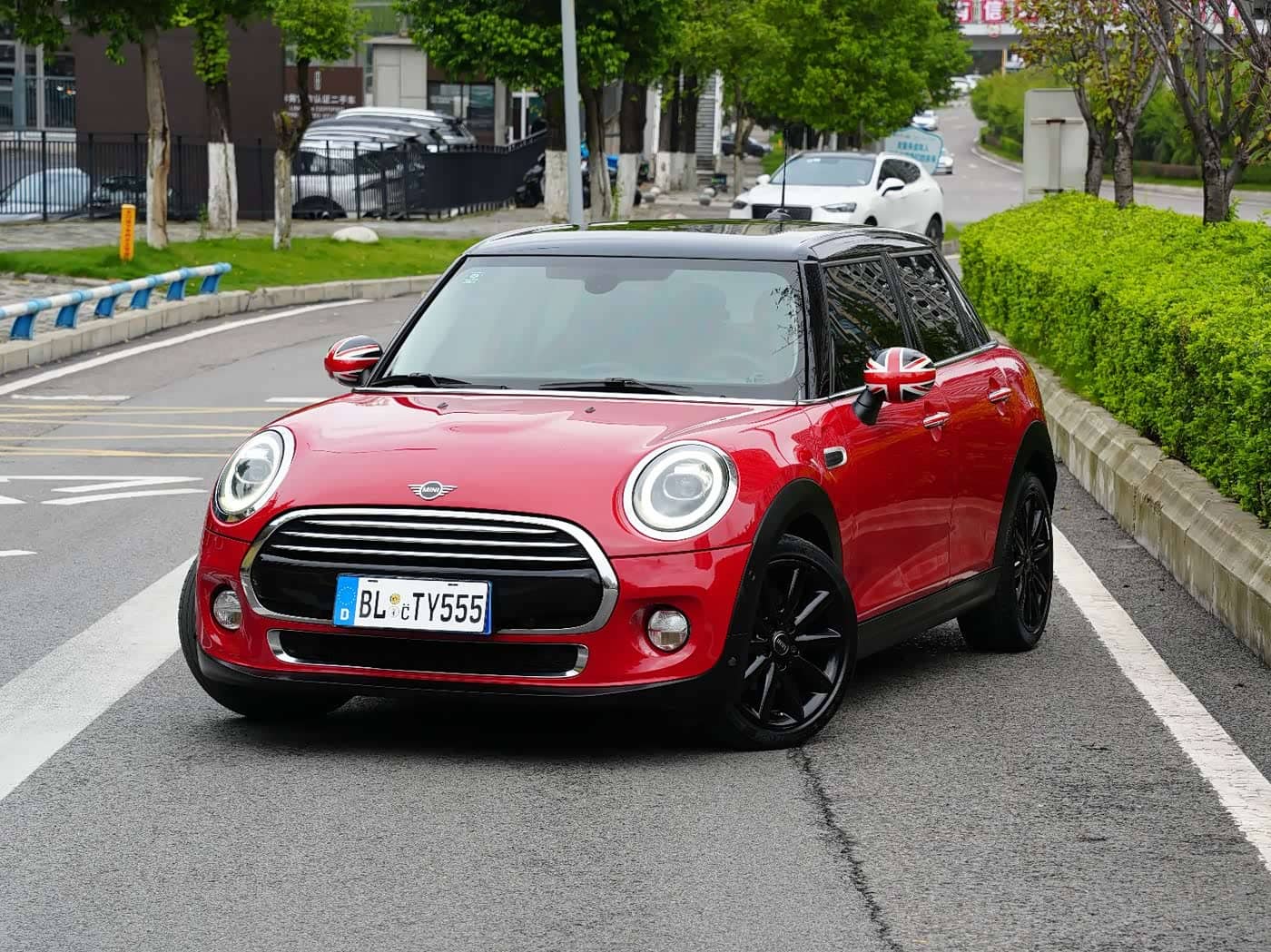 MINI MINI