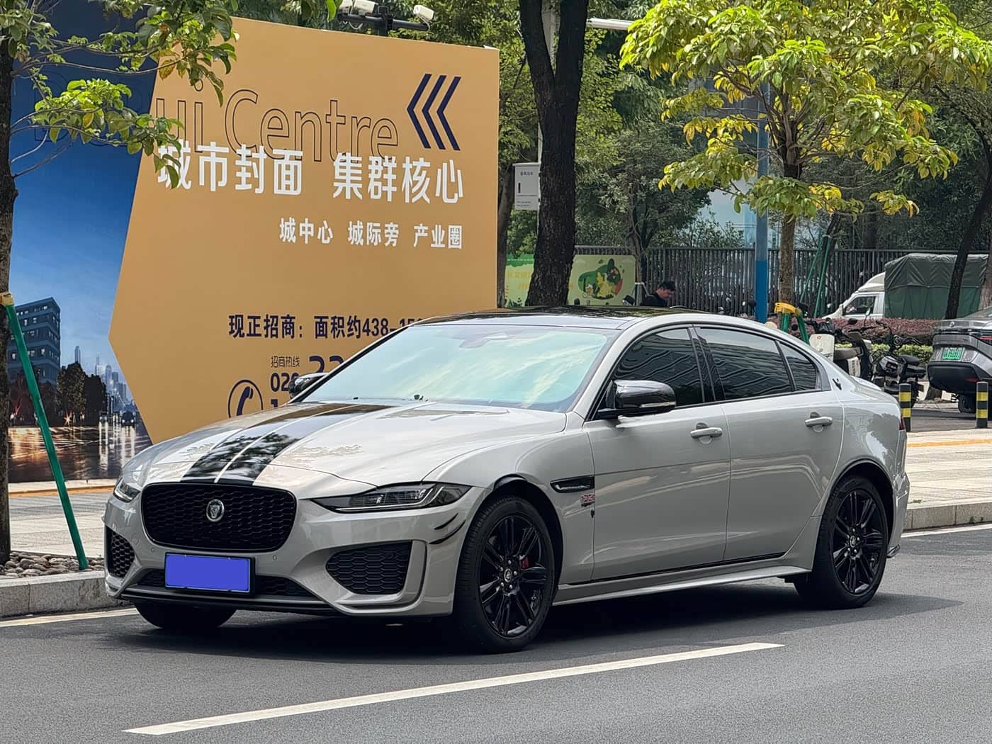 Jaguar XEL