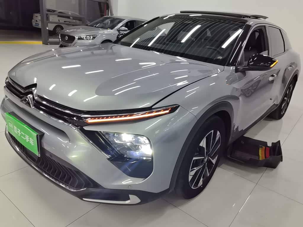 Citroën Versailles C5 X
