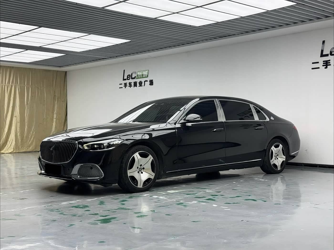 Mercedes-Benz Maybach S-Class
