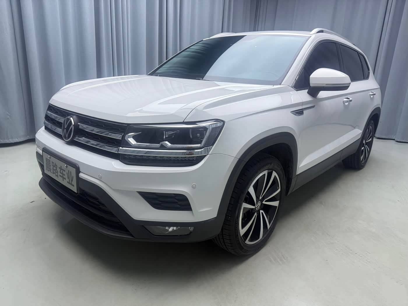 Volkswagen Tharu