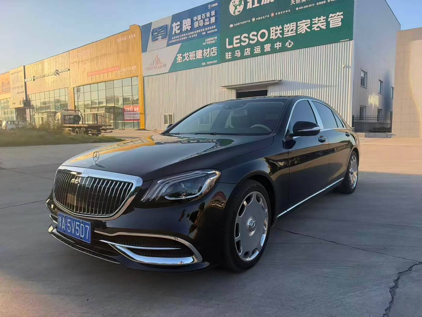Mercedes-Benz S-Class