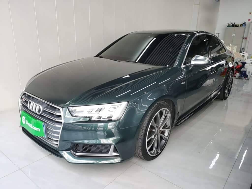 Audi S4