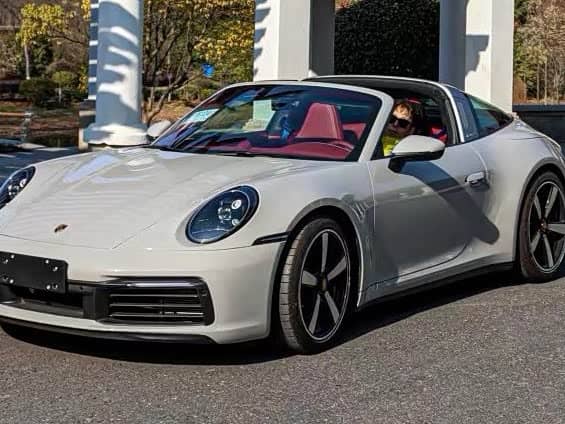 Porsche 911