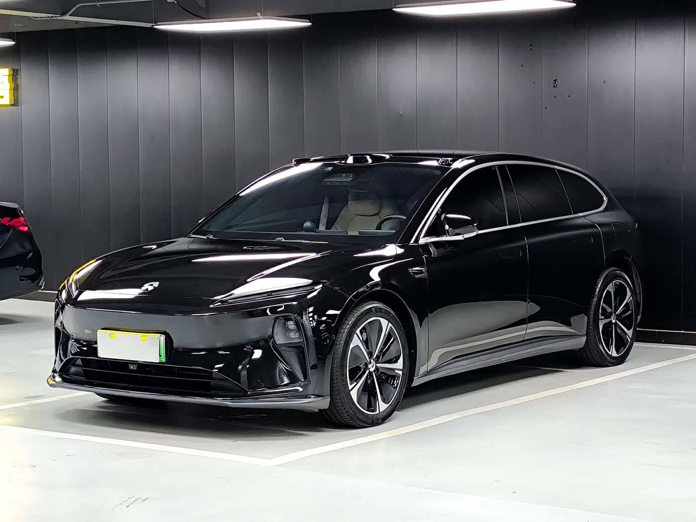 NIO ET5T