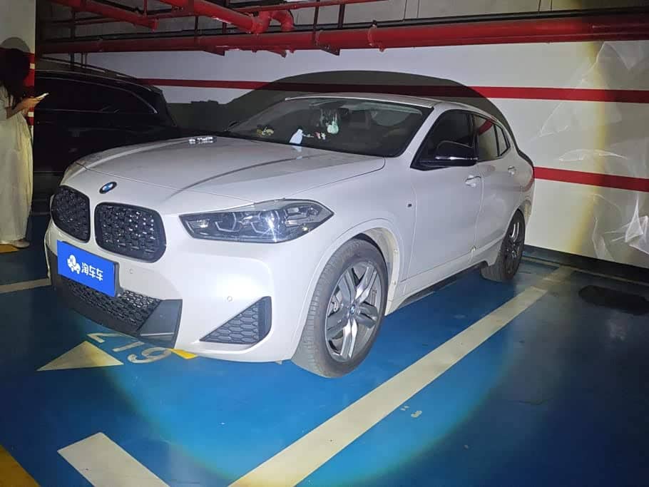 BMW X2