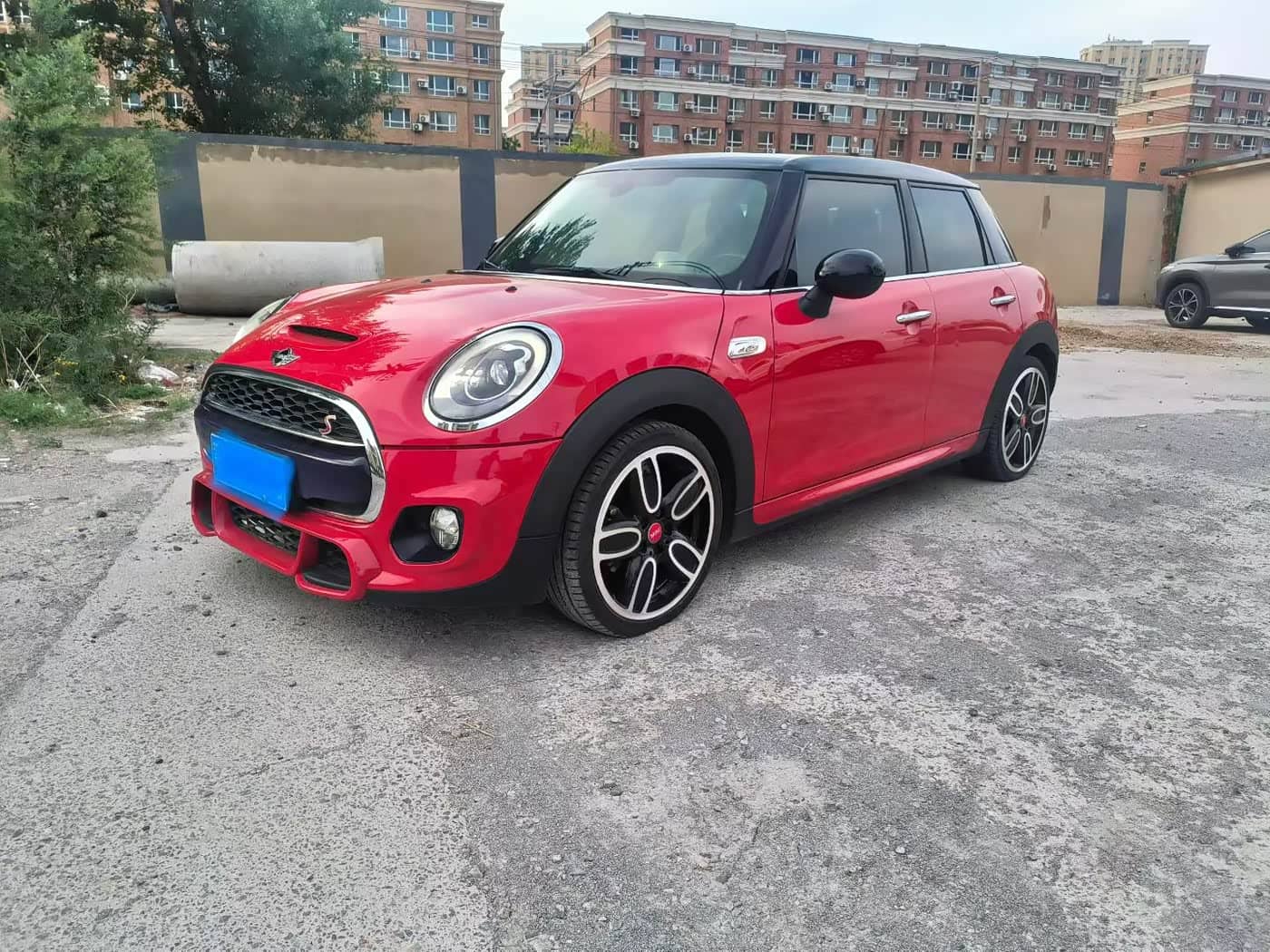 MINI MINI