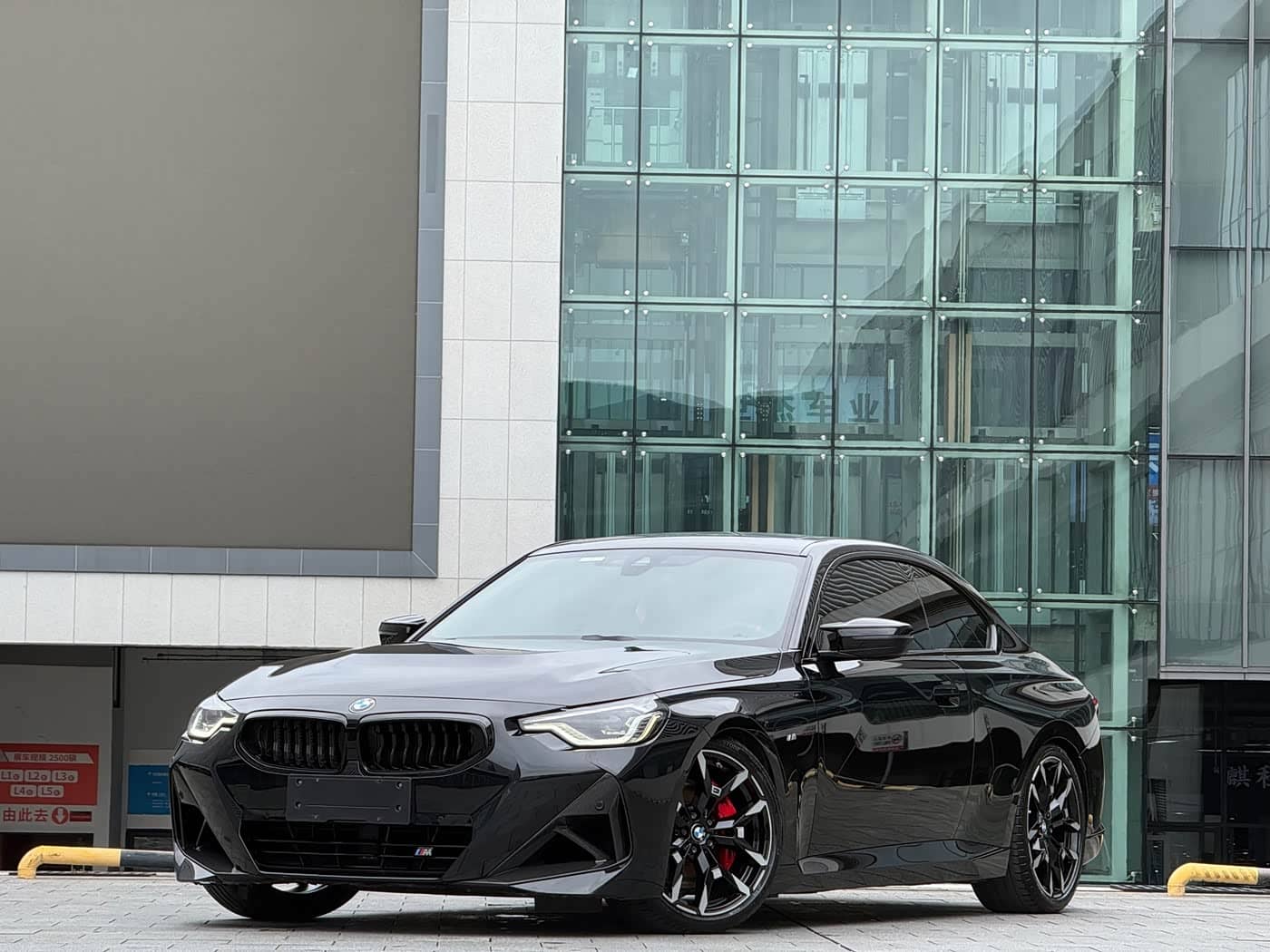 BMW M240i