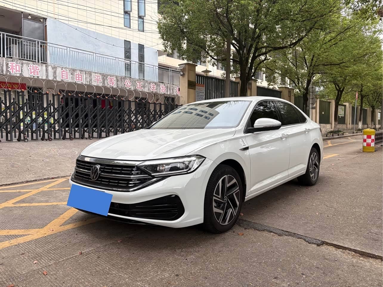 Volkswagen Sagitar