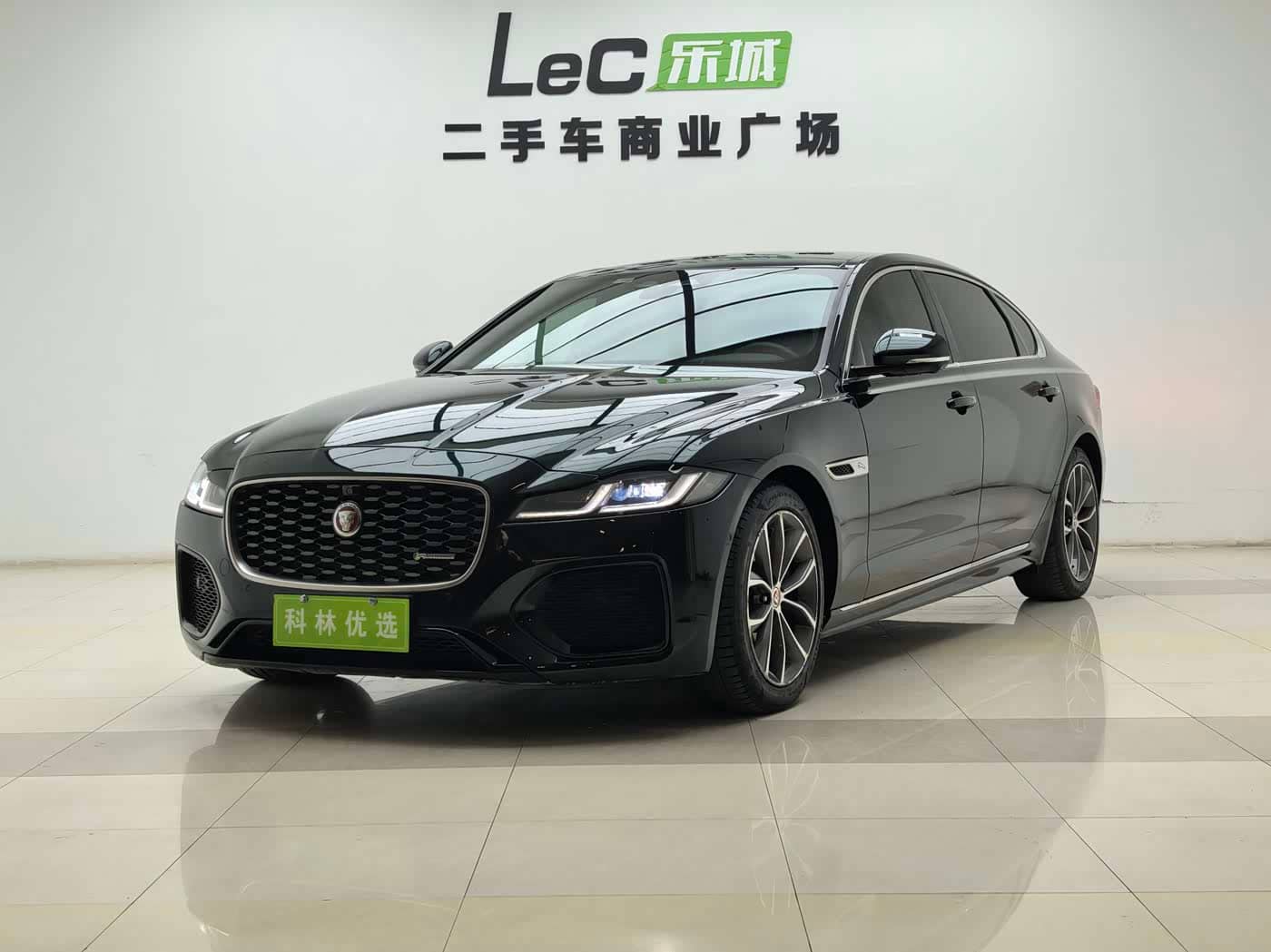 Jaguar XFL