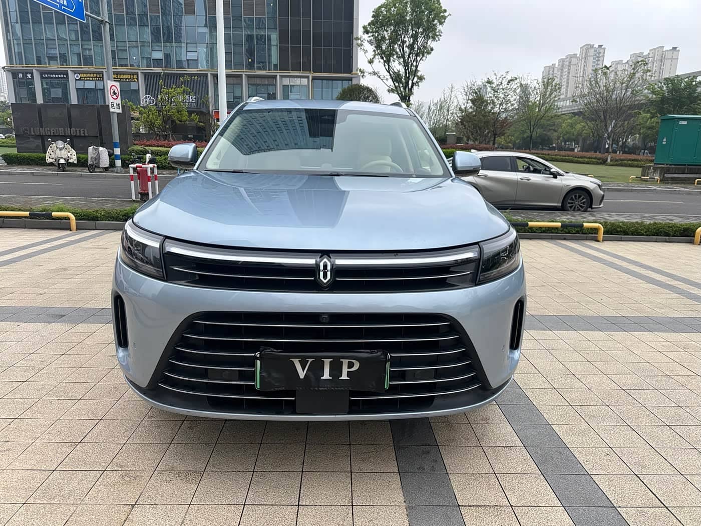 AITO Wenjie AITO M7