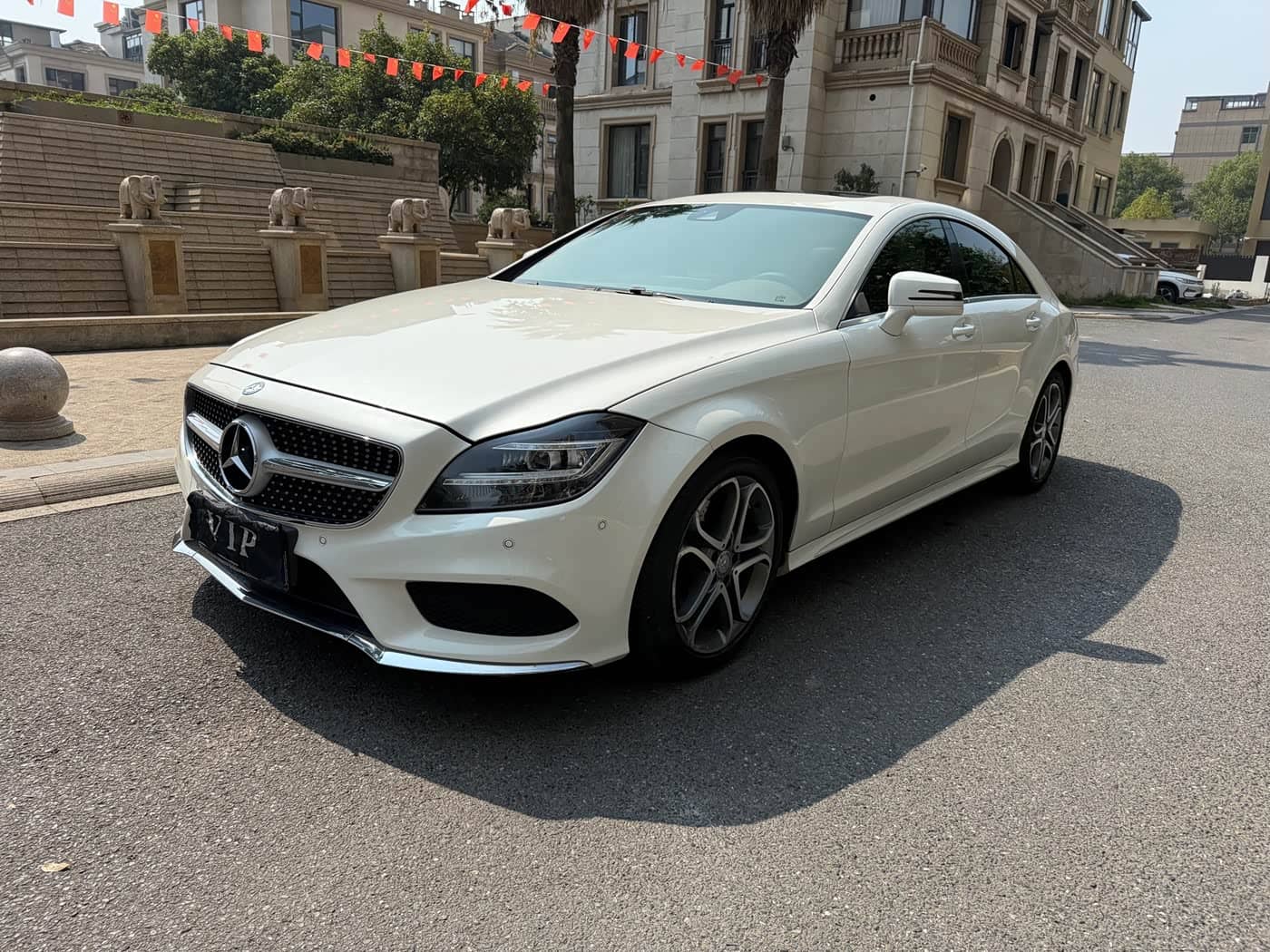 Mercedes-Benz CLS