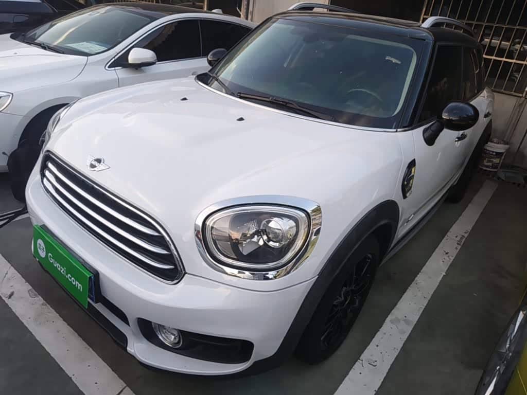 MINI COUNTRYMAN