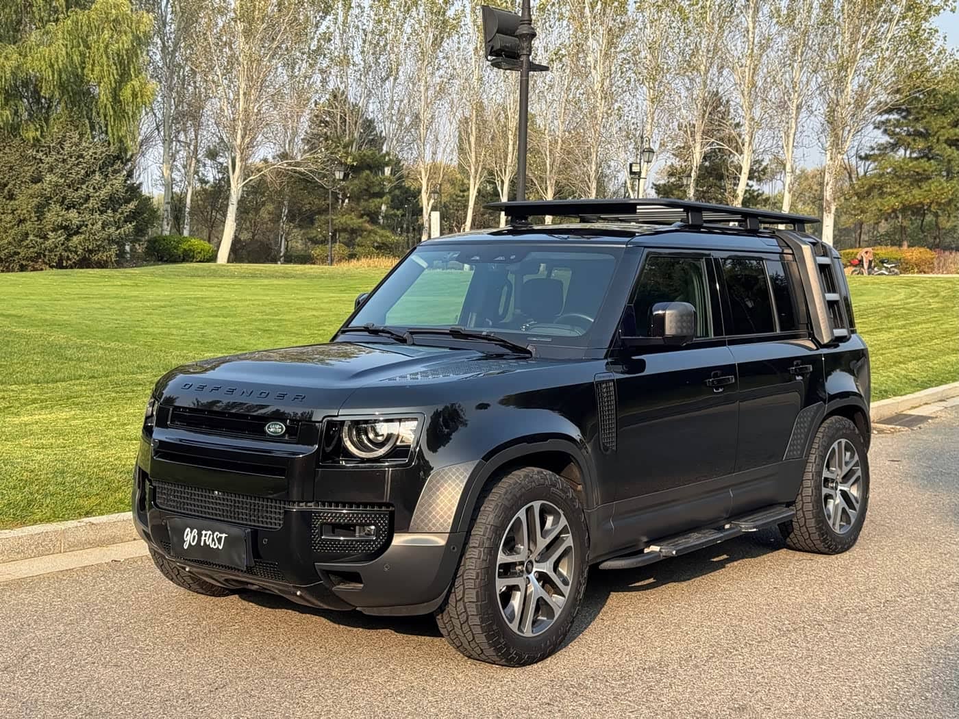 Land Rover Defender