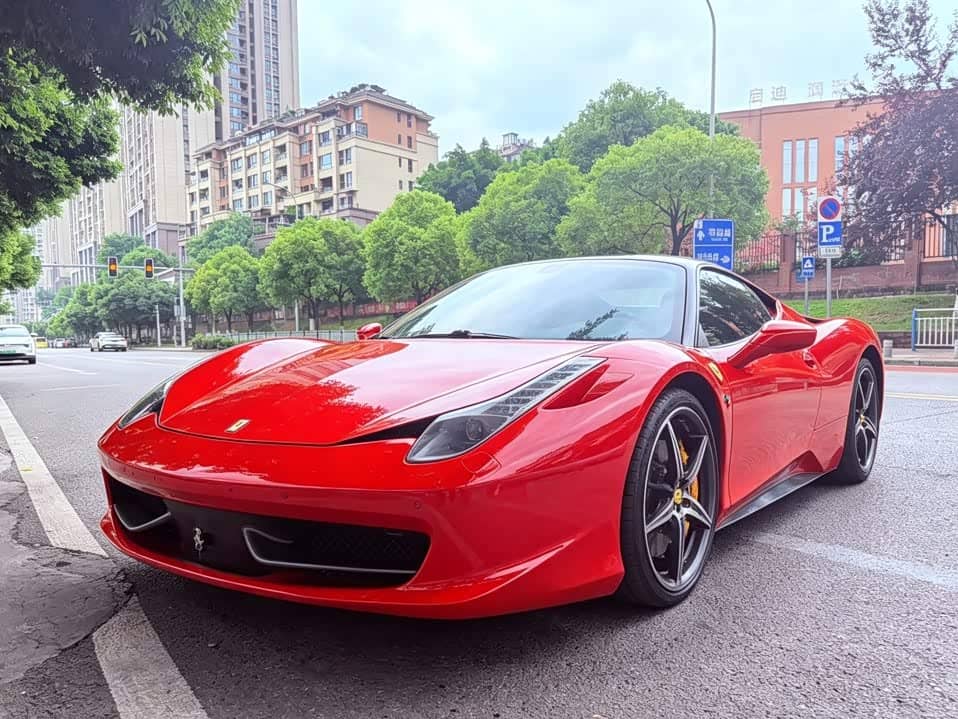 Ferrari 458