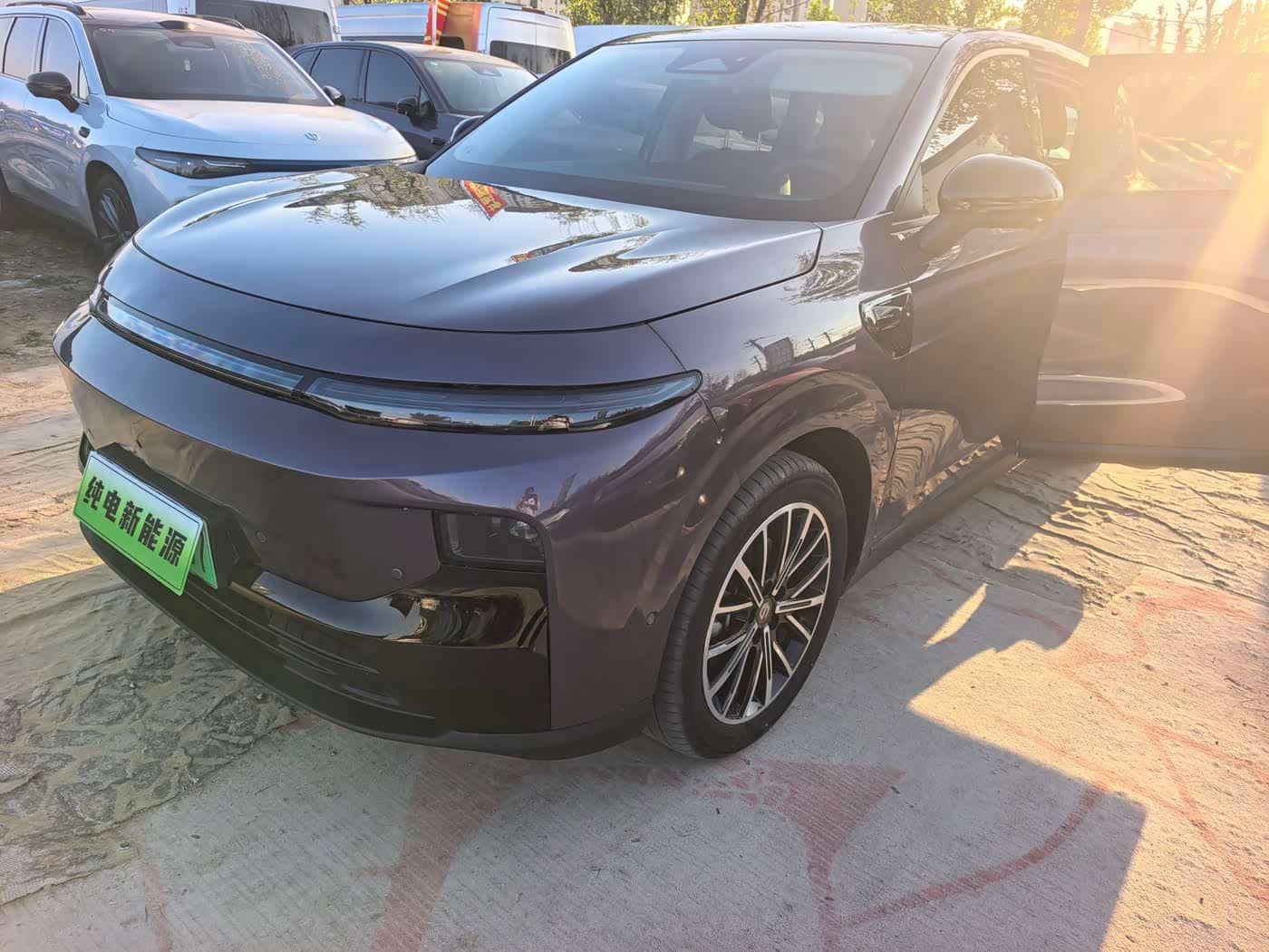 Leapmotor B10