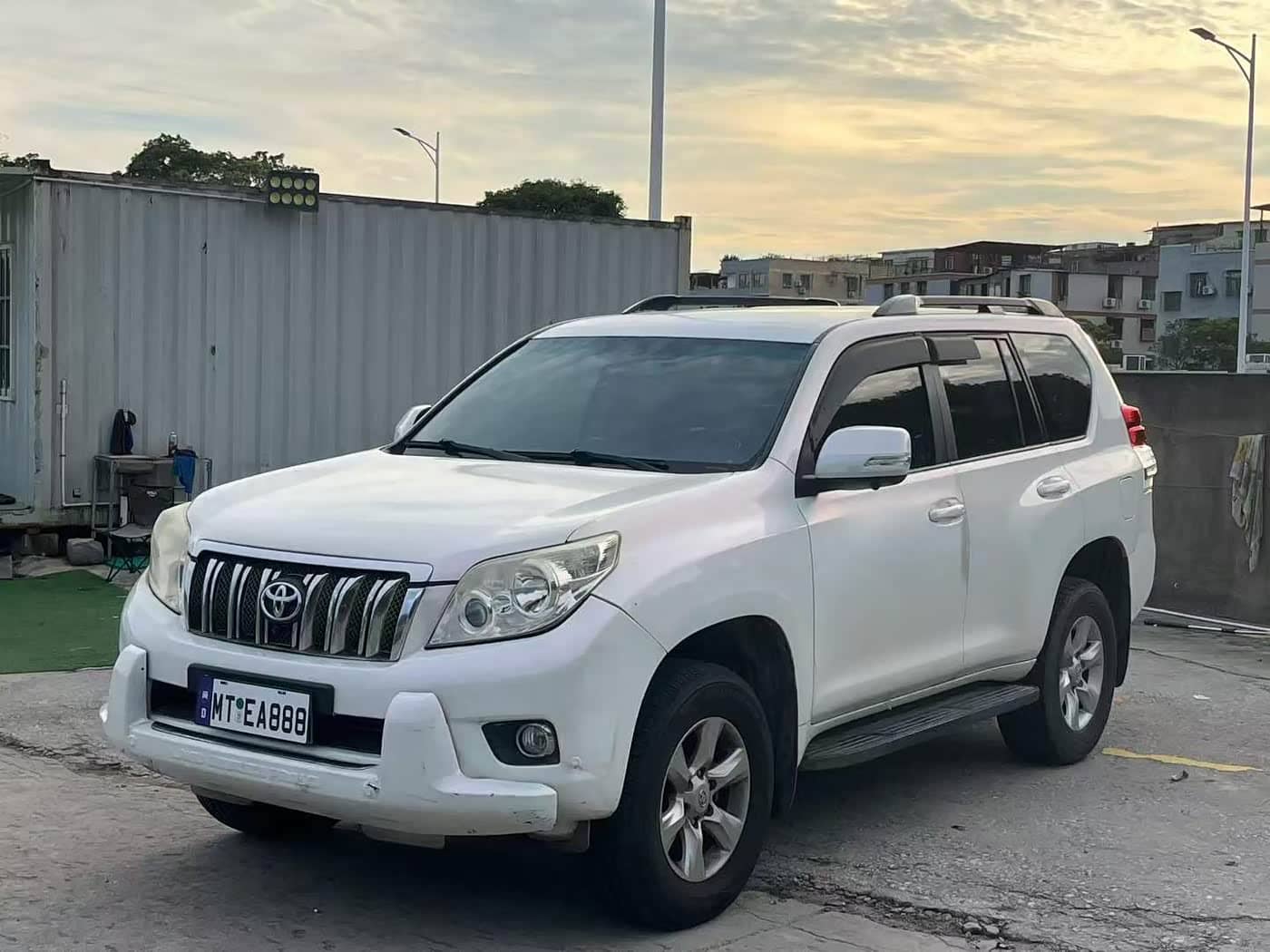 Toyota Prado