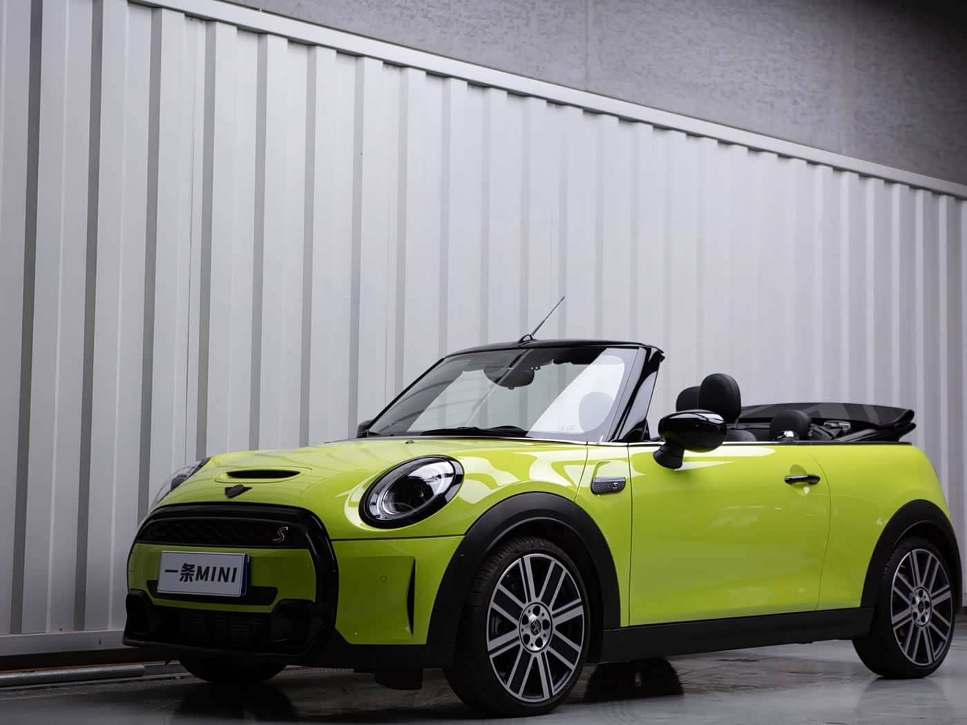 MINI MINI