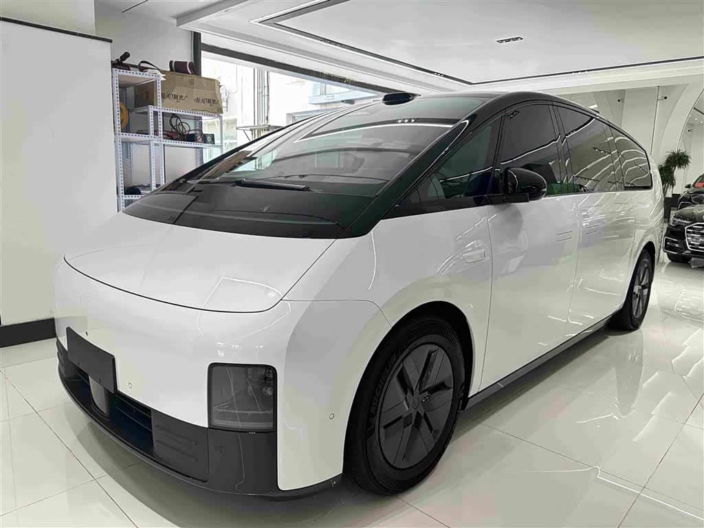 Li Auto MEGA