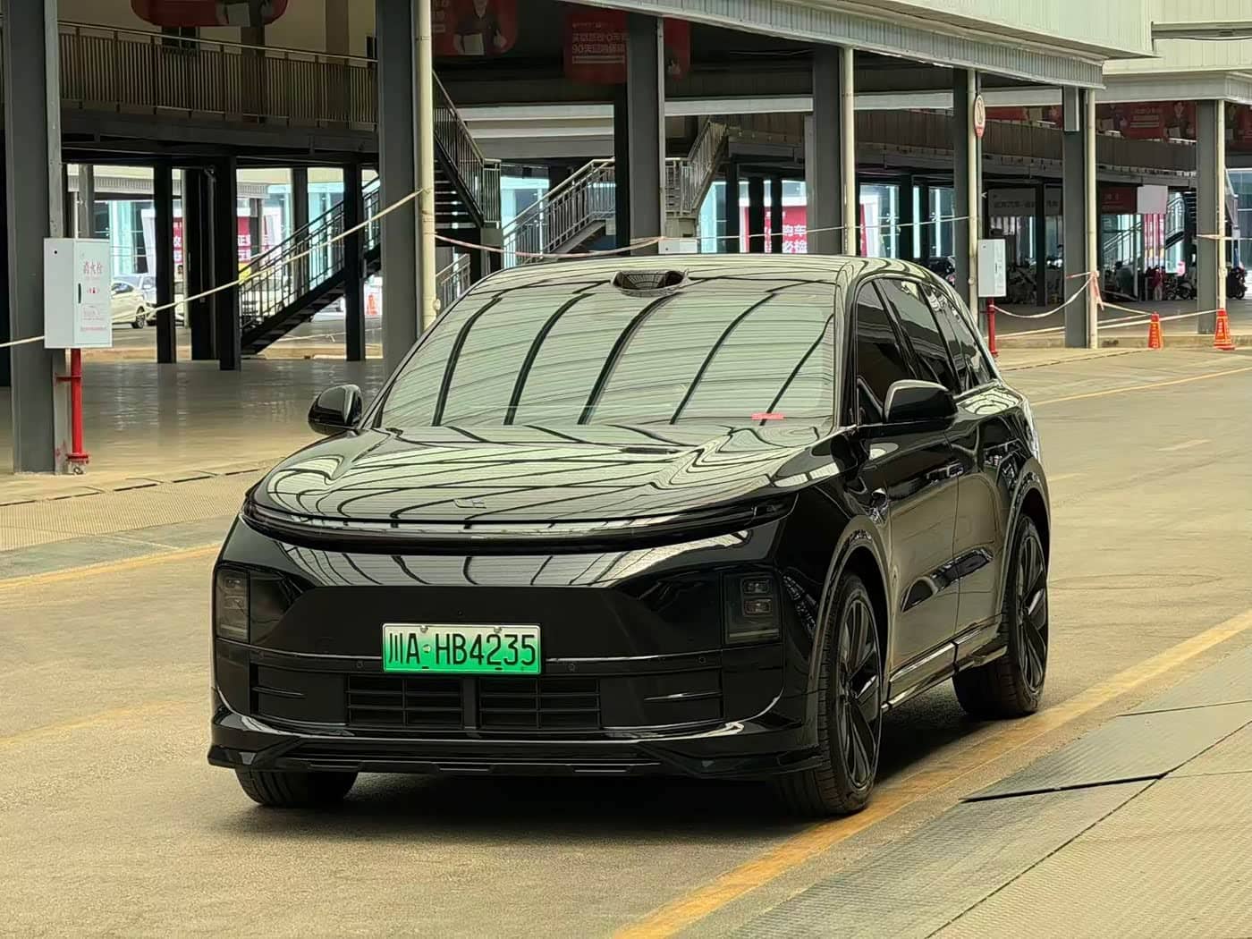 Li Auto L6