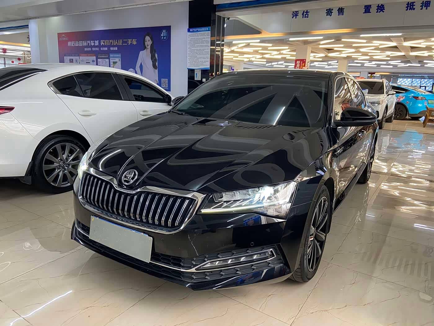 Škoda Superb