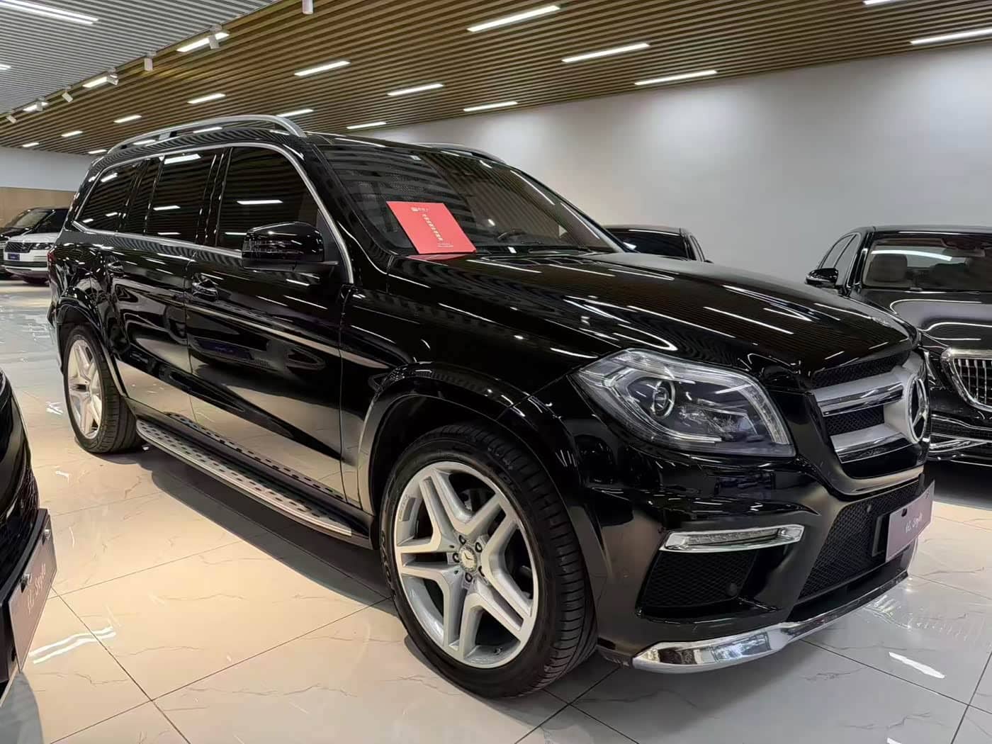 Mercedes-Benz GL-Class