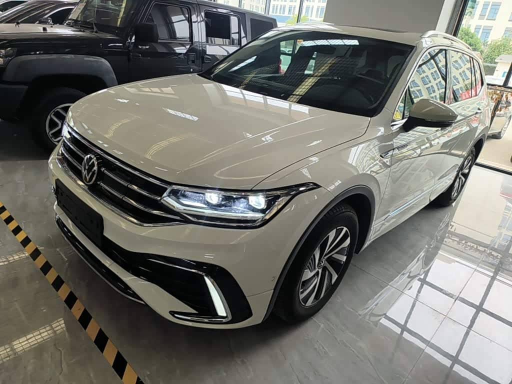 Volkswagen Tiguan L PHEV