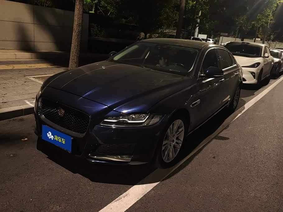 Jaguar XFL