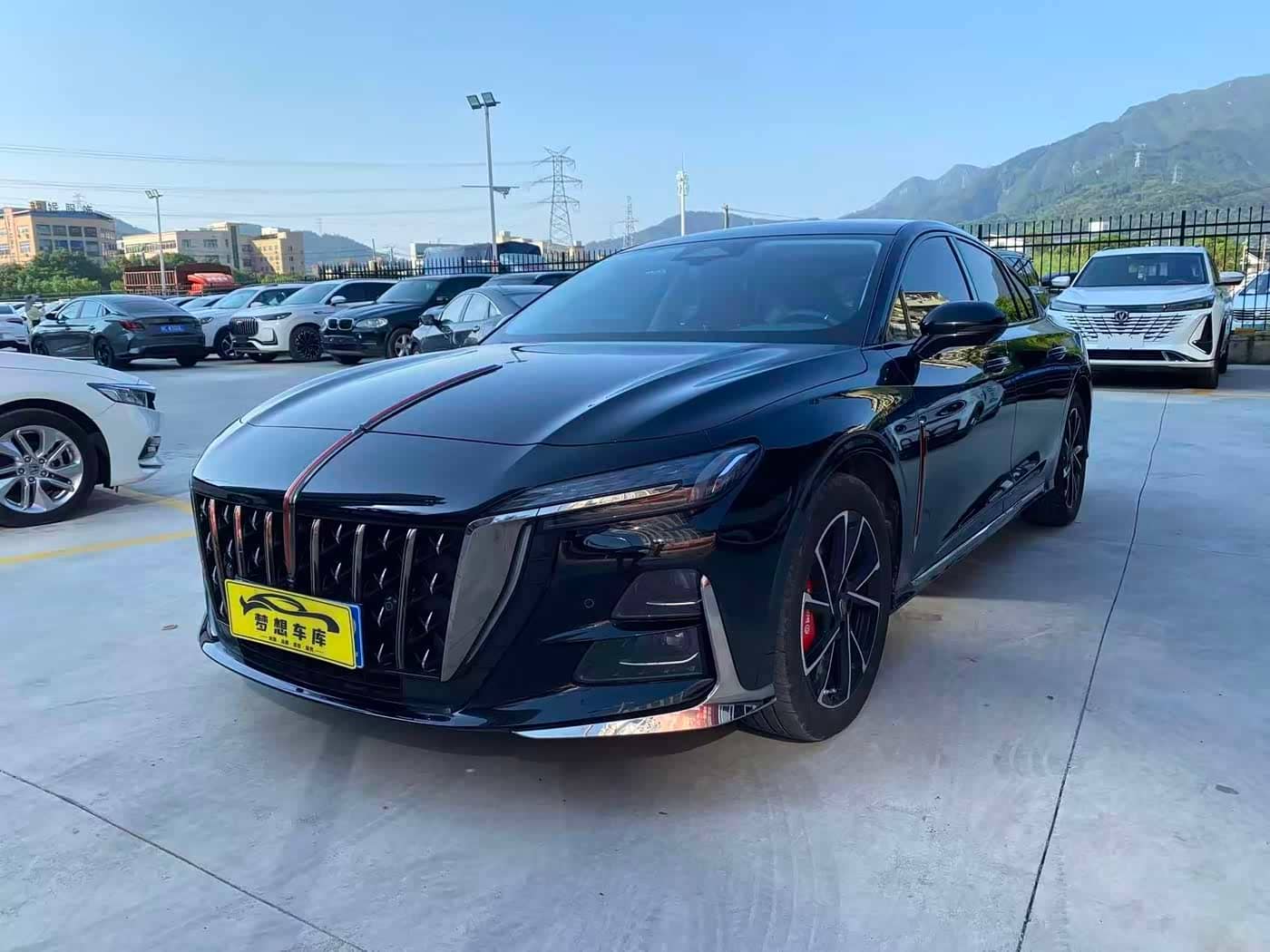Hongqi H6