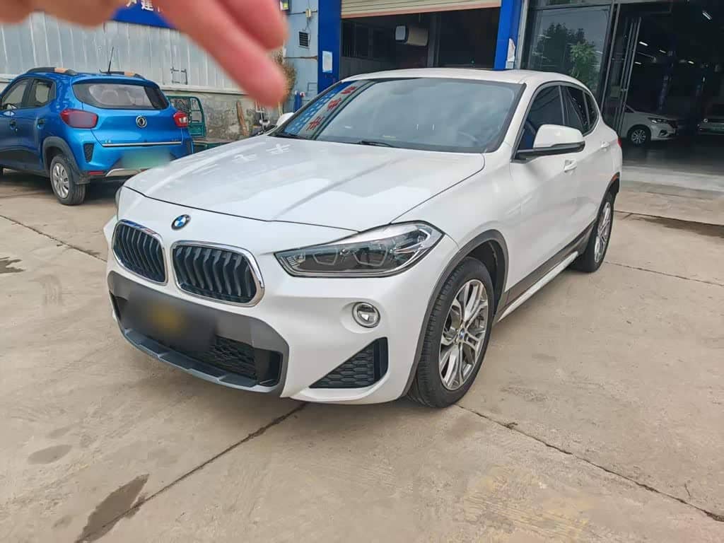 BMW X2