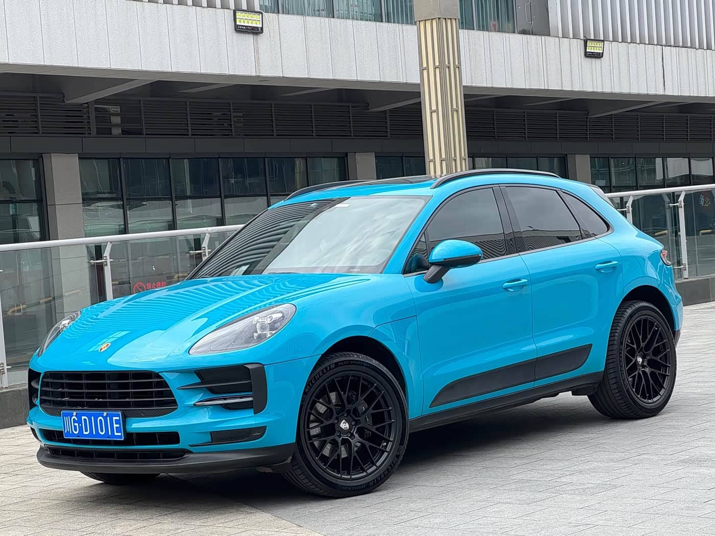 Porsche Macan