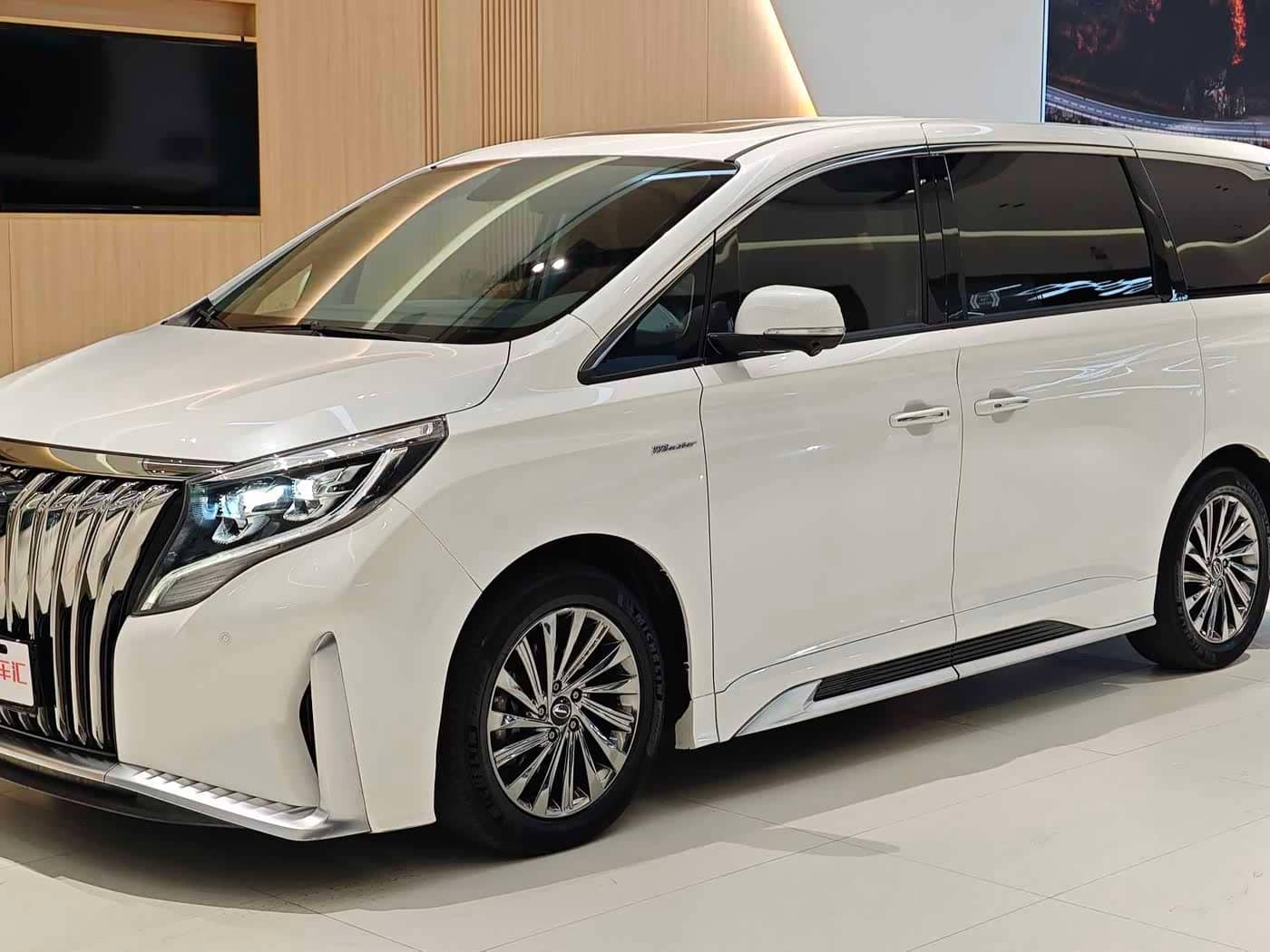 GAC Trumpchi Trumpchi M8