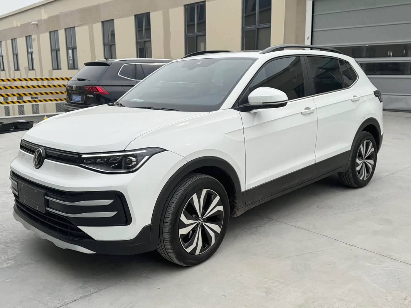 Volkswagen Tharu