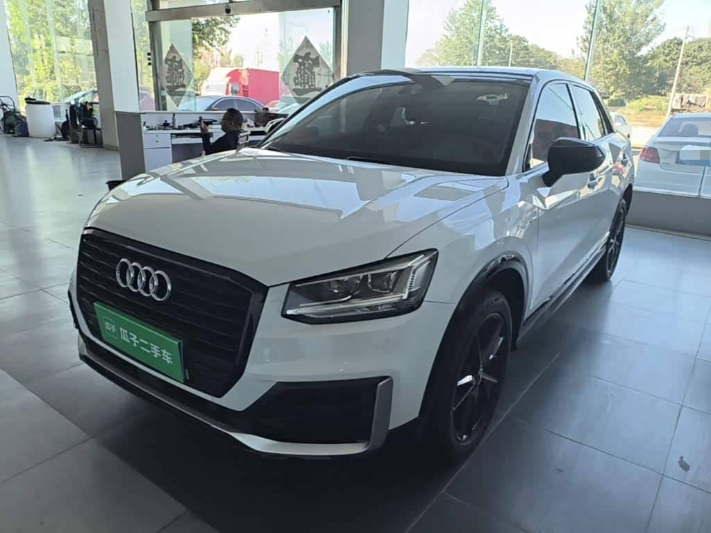 Audi Q2L