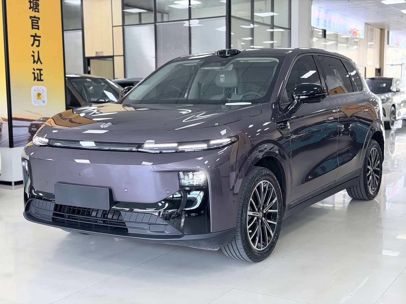 Leapmotor B10