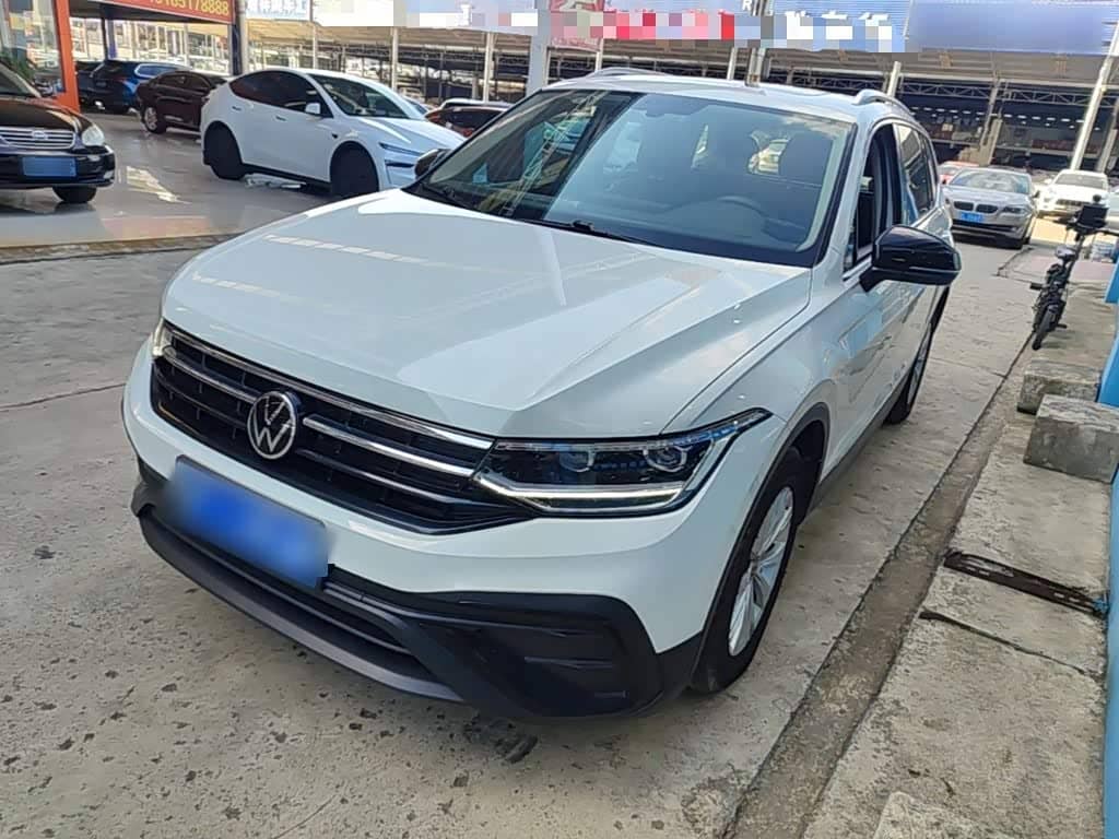 Volkswagen Tiguan L