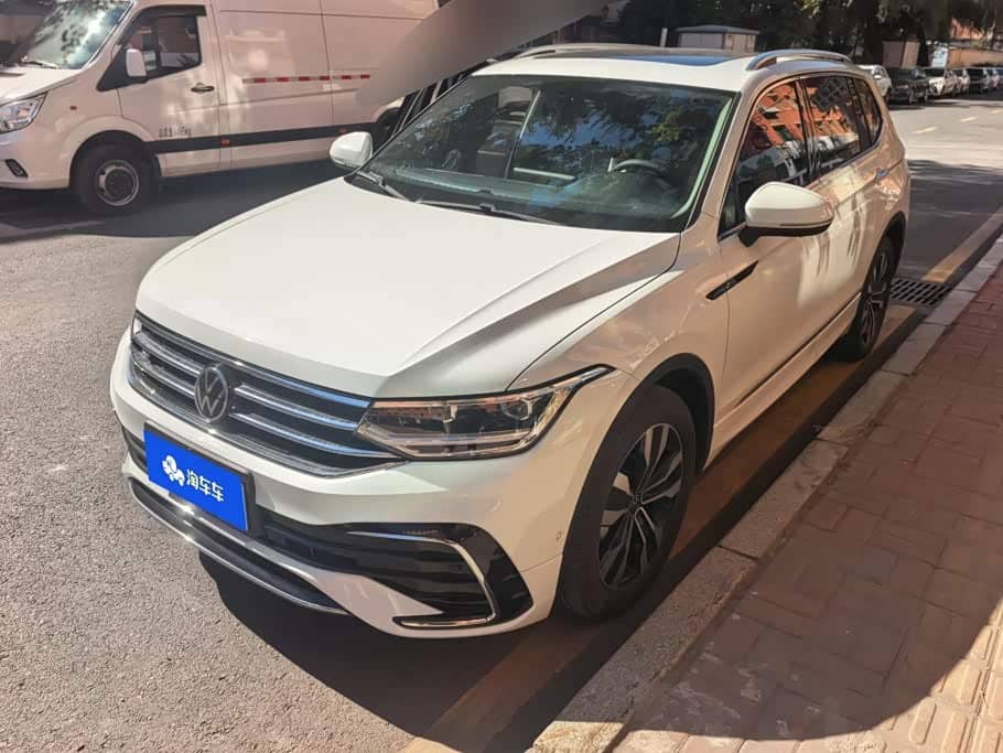Volkswagen Tiguan L