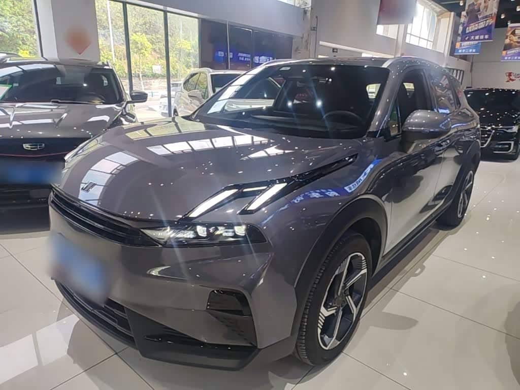 Lynk & Co 06