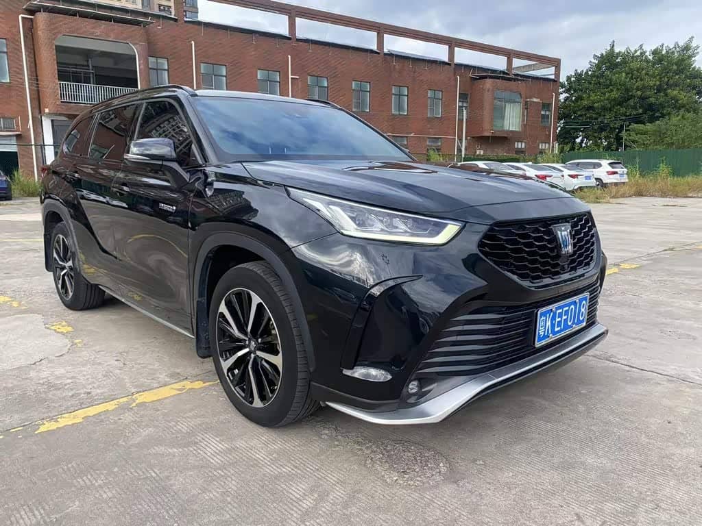 Toyota Crown Kluger