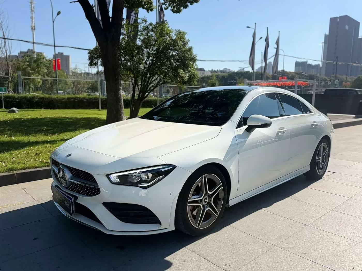 Mercedes-Benz CLA