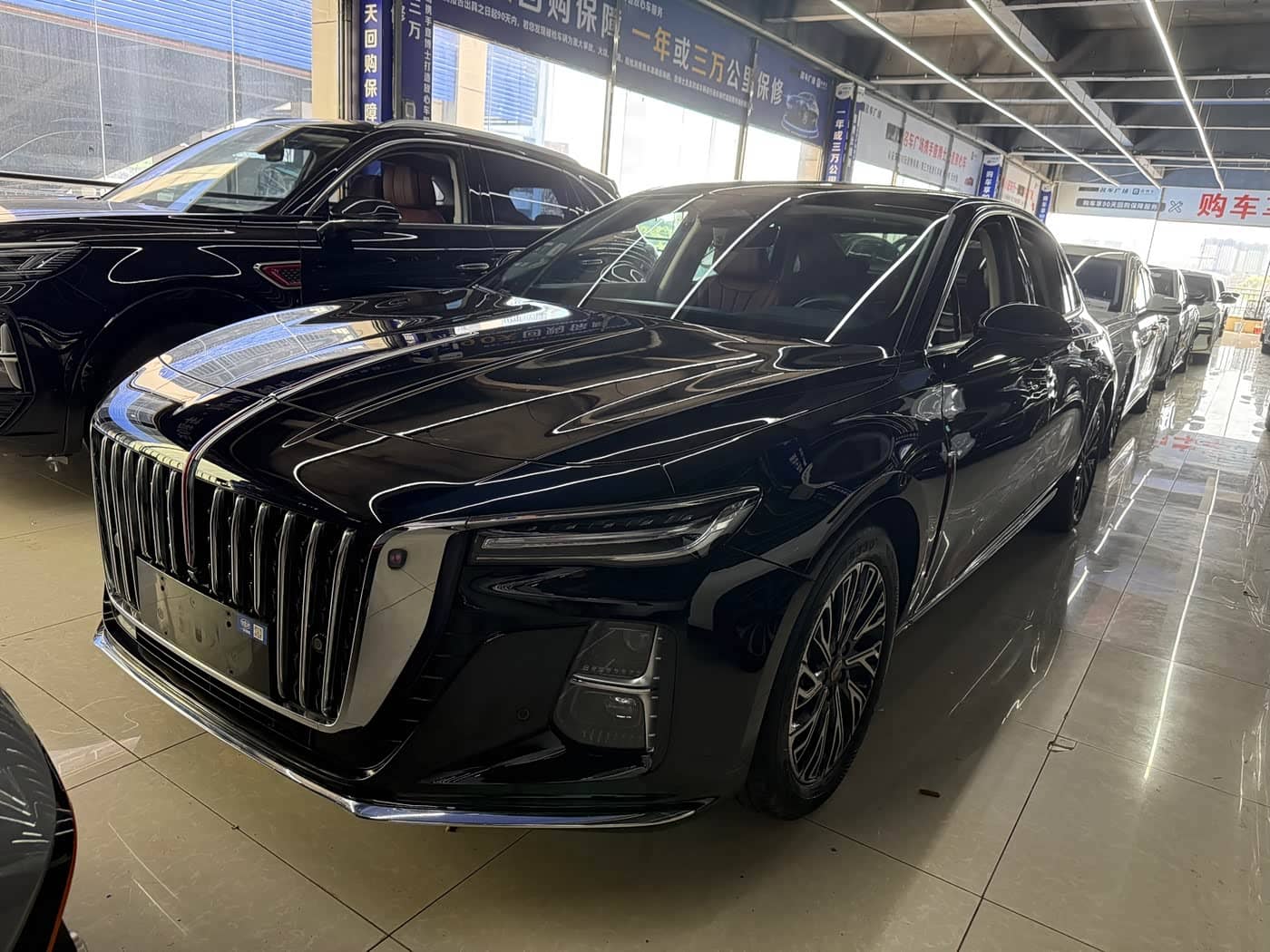 Hongqi H5