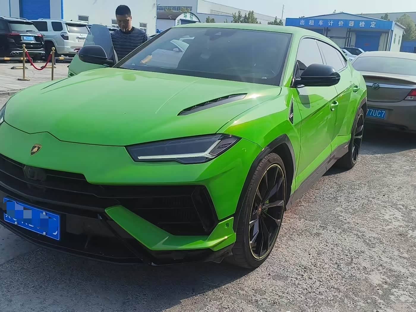 Lamborghini Urus