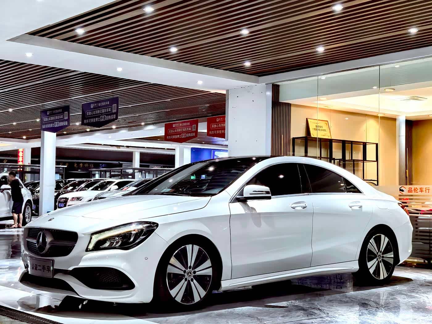 Mercedes-Benz CLA